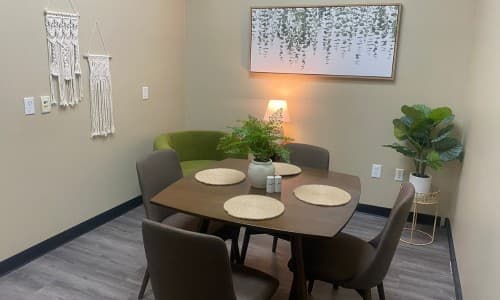 Santa Clarita, CA gallery image 1