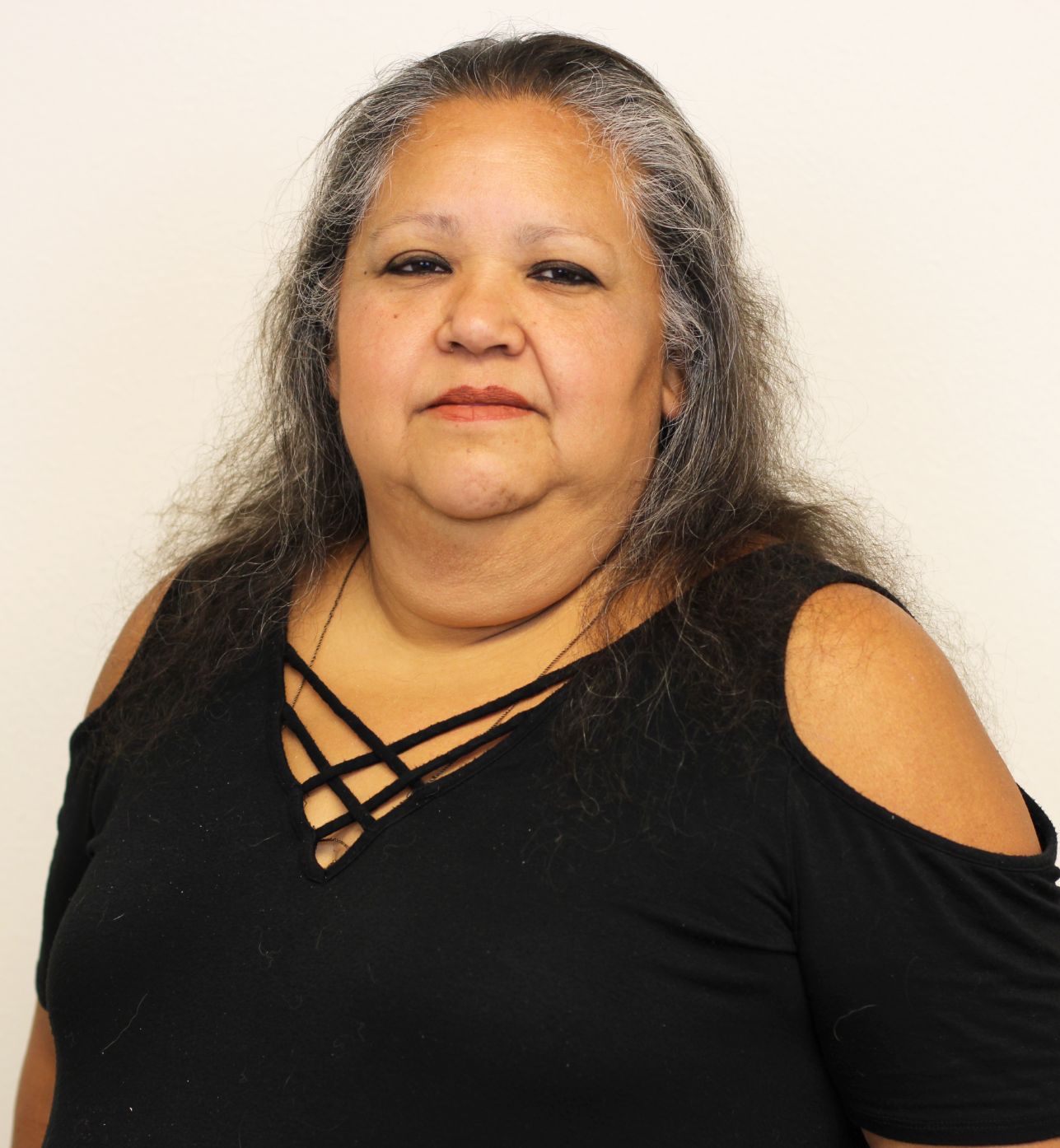 Alma Castro headshot